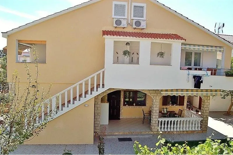 Apartment In Privlaka With Terrace, Air Conditioning, Wifi, Washing Machine